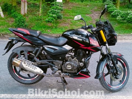 Bajaj pulsar double disc 150